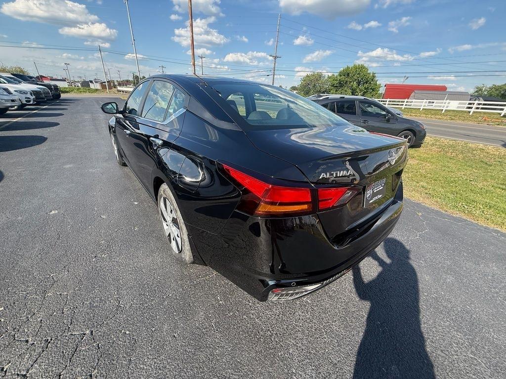 Nissan Altima 2.5 S 2023