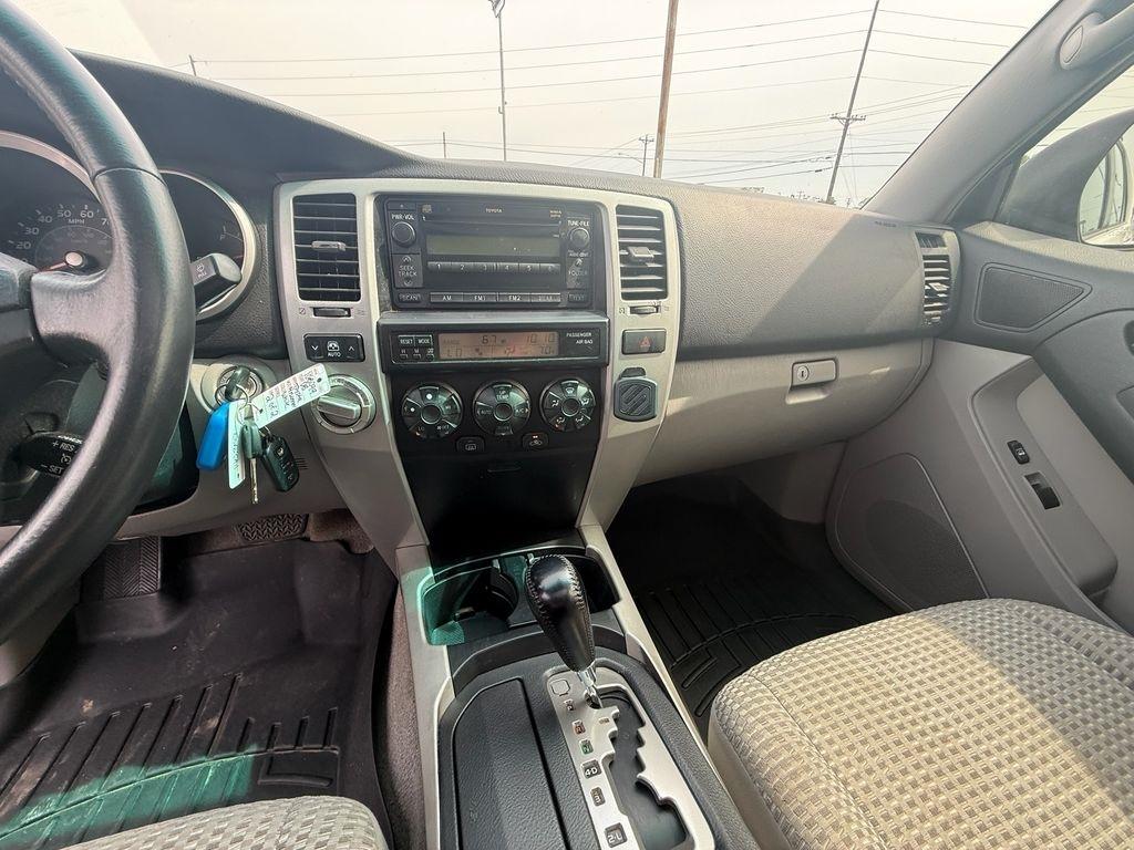 Toyota 4Runner SR5 4WD V6 2008