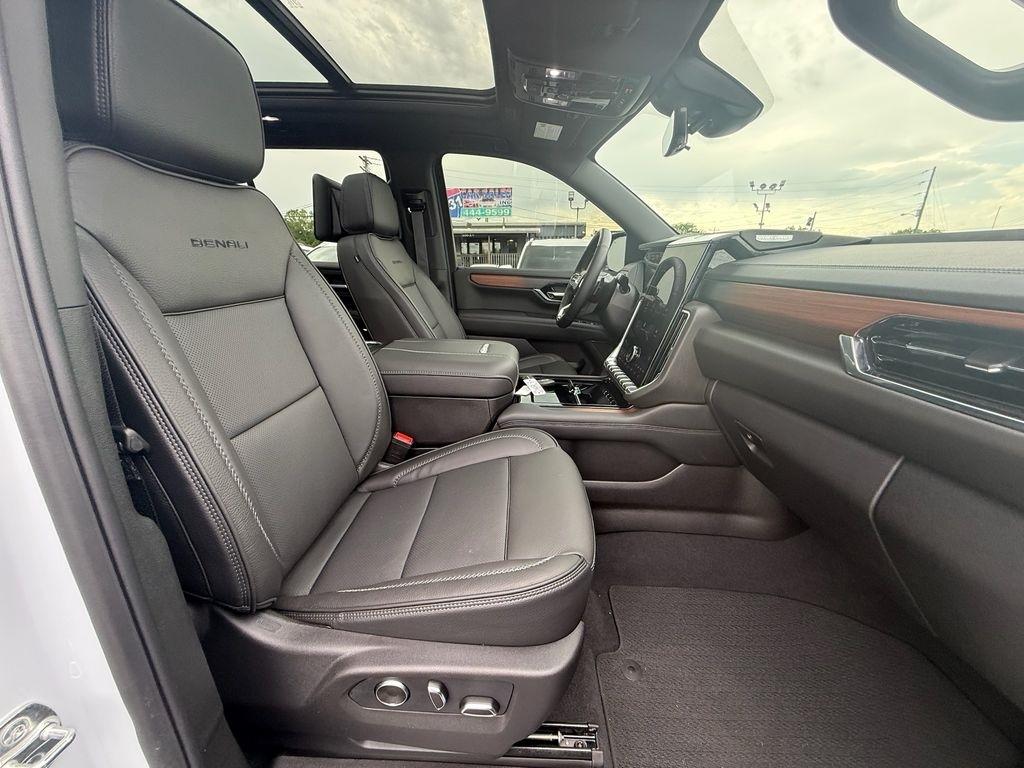 GMC Yukon Denali 4WD 2026