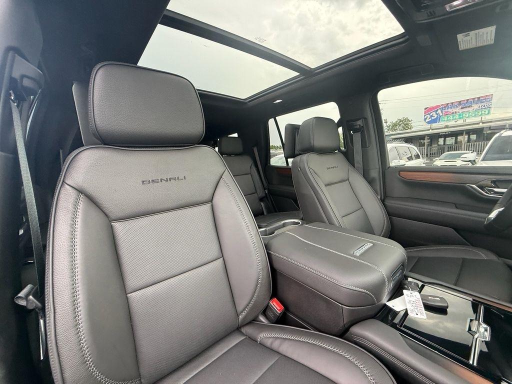 GMC Yukon Denali 4WD 2026
