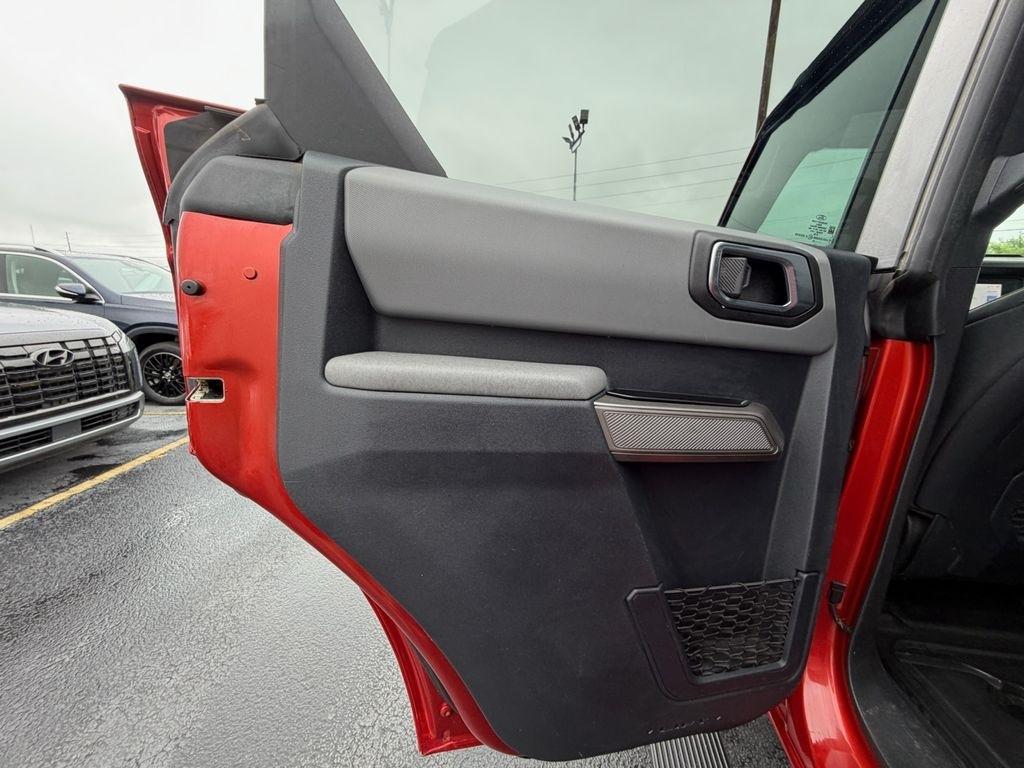 Ford Bronco Black Diamond 4-Door w/Advanced 2023