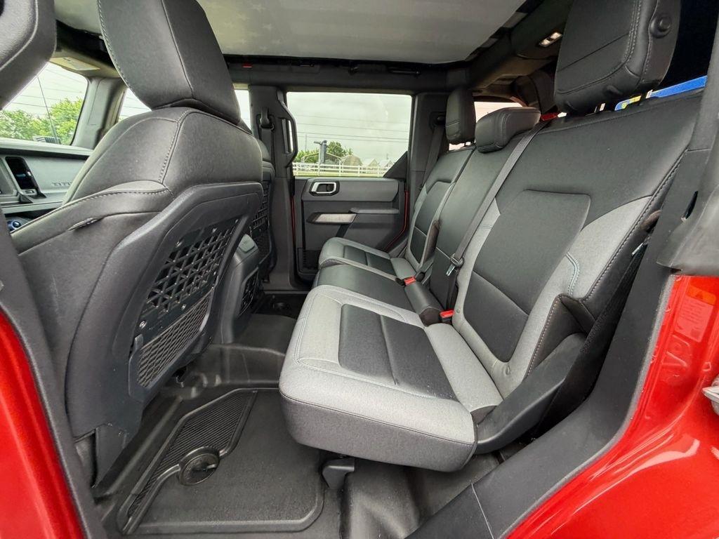 Ford Bronco Black Diamond 4-Door w/Advanced 2023