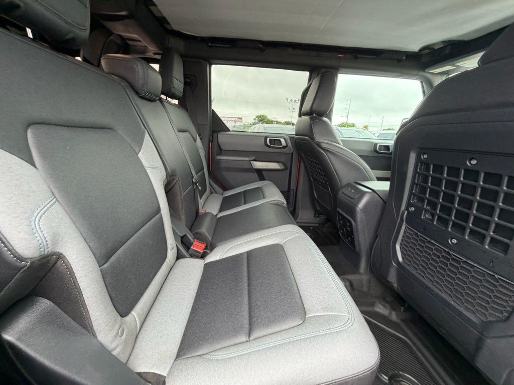 Ford Bronco Black Diamond 4-Door w/Advanced 2023