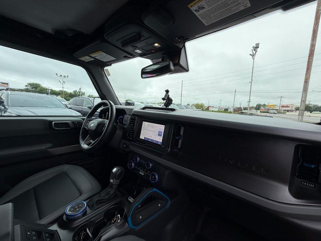Ford Bronco Black Diamond 4-Door w/Advanced 2023