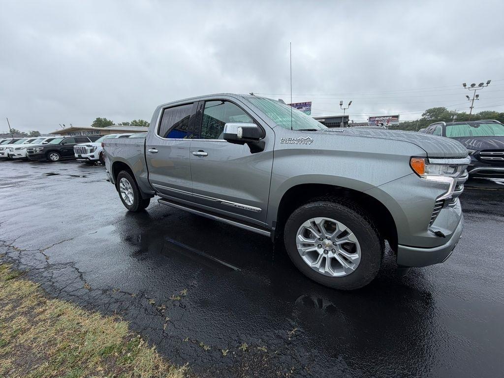 2026 Chevrolet Silverado 1500 High Country Crew Cab 4WD