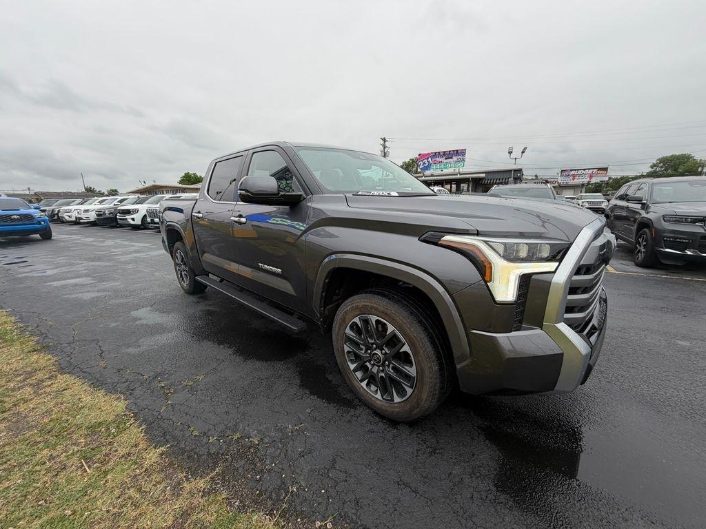 2024 Toyota Tundra Limited CrewMax 4WD Hybrid