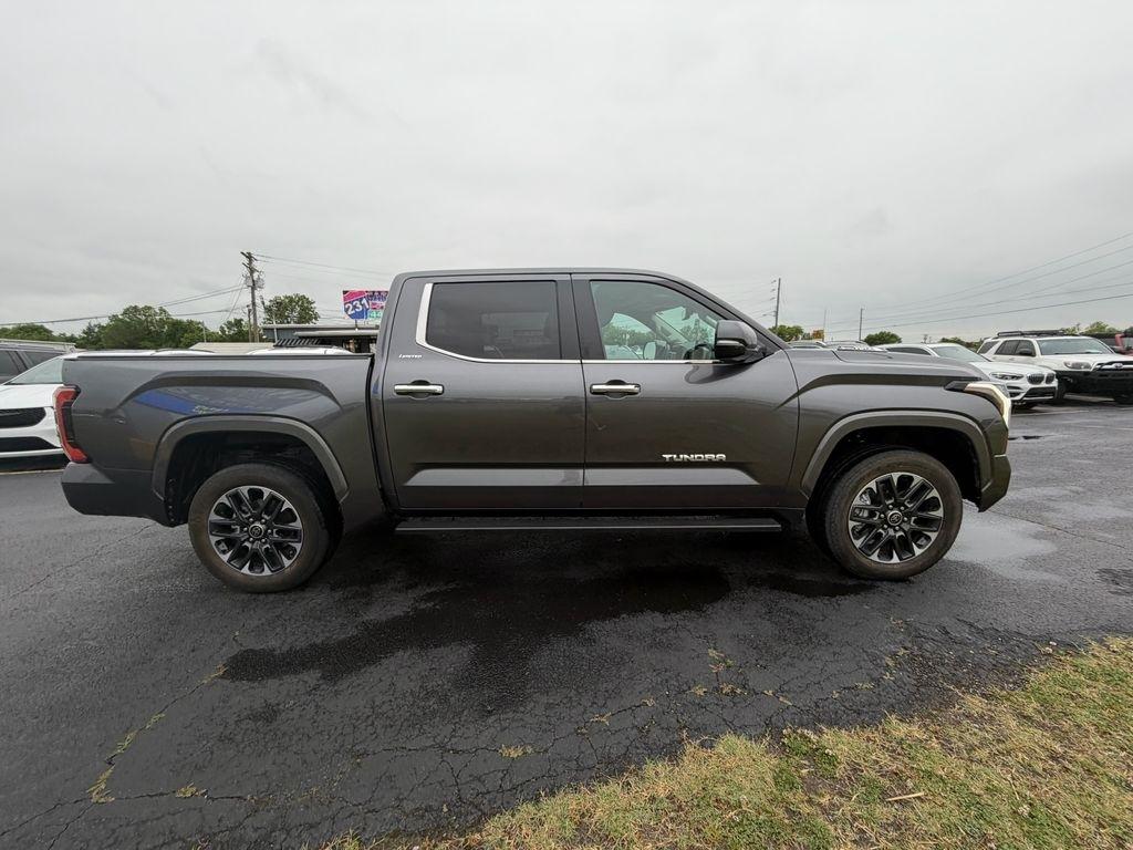 Toyota Tundra Limited CrewMax 4WD Hybrid 2024