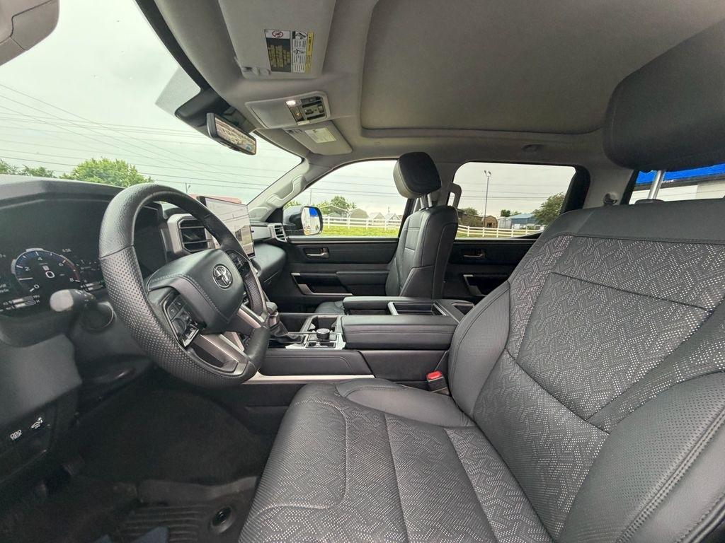 Toyota Tundra Limited CrewMax 4WD Hybrid 2024