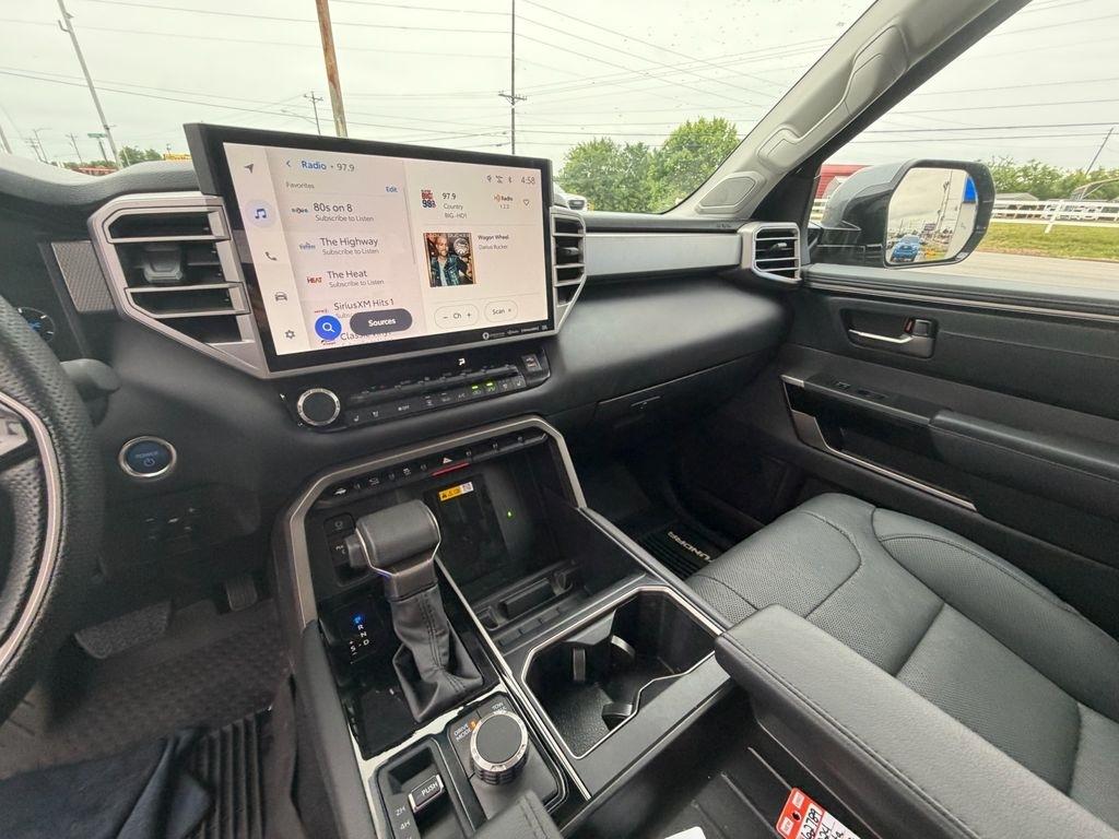 Toyota Tundra Limited CrewMax 4WD Hybrid 2024