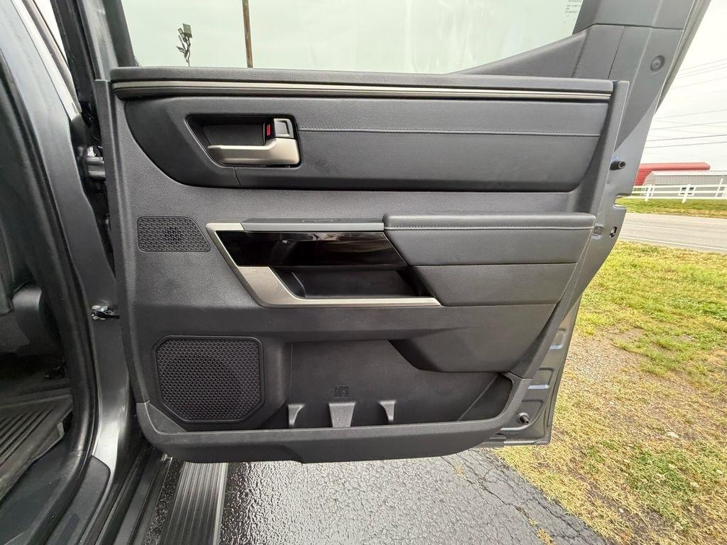 Toyota Tundra Limited CrewMax 4WD Hybrid 2024