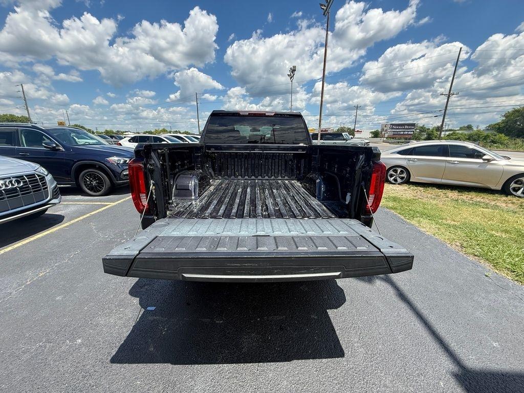 GMC Sierra 1500 SLT Crew Cab 2WD 2024