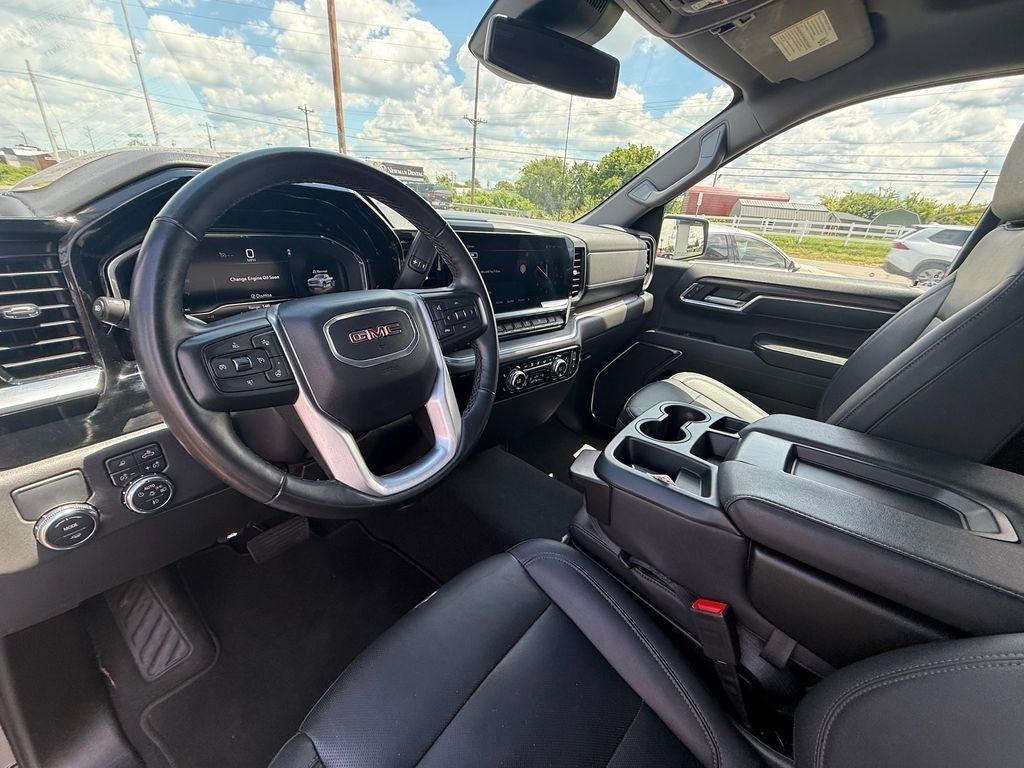 GMC Sierra 1500 SLT Crew Cab 2WD 2024