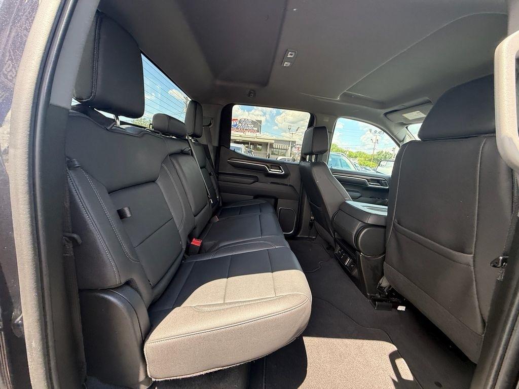 GMC Sierra 1500 SLT Crew Cab 2WD 2024