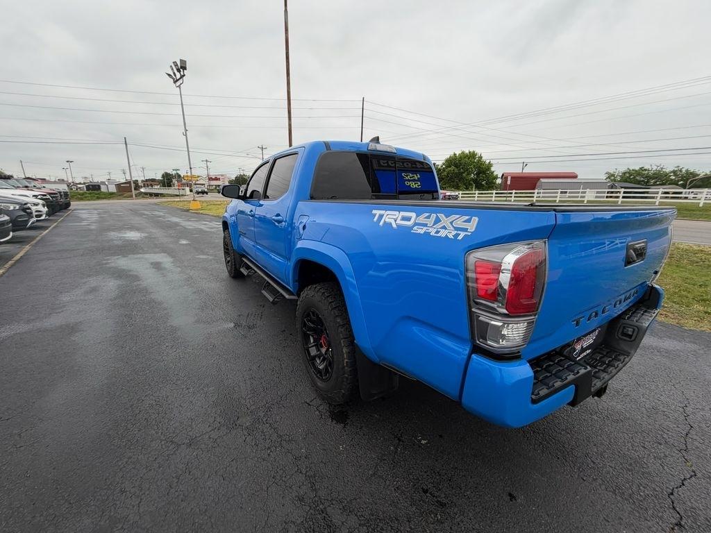 Toyota Tacoma  2021
