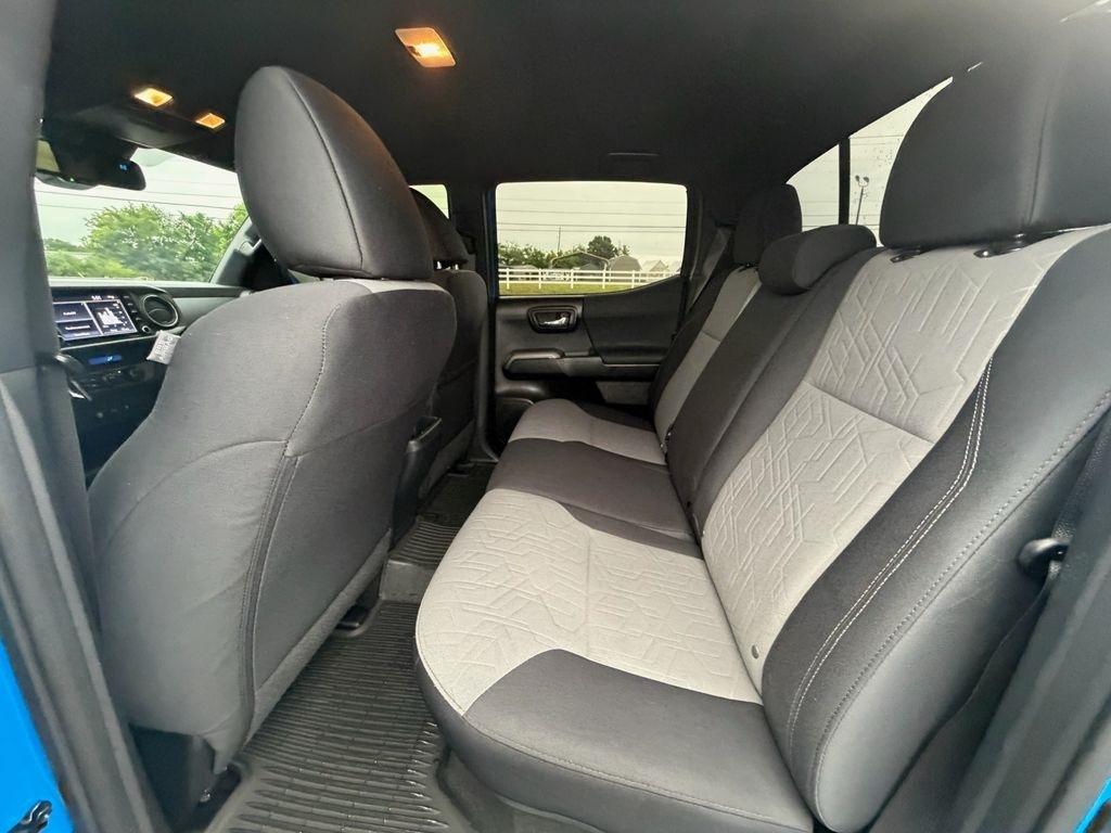Toyota Tacoma  2021
