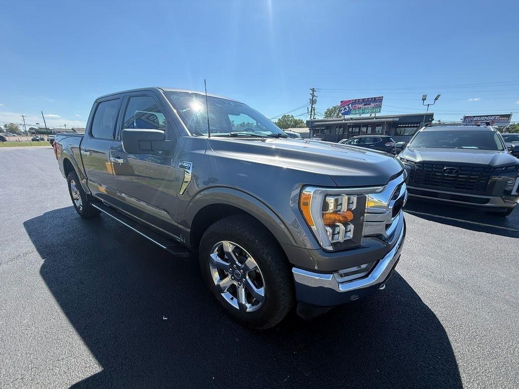 Ford F-150 XLT SuperCrew 4WD 2021