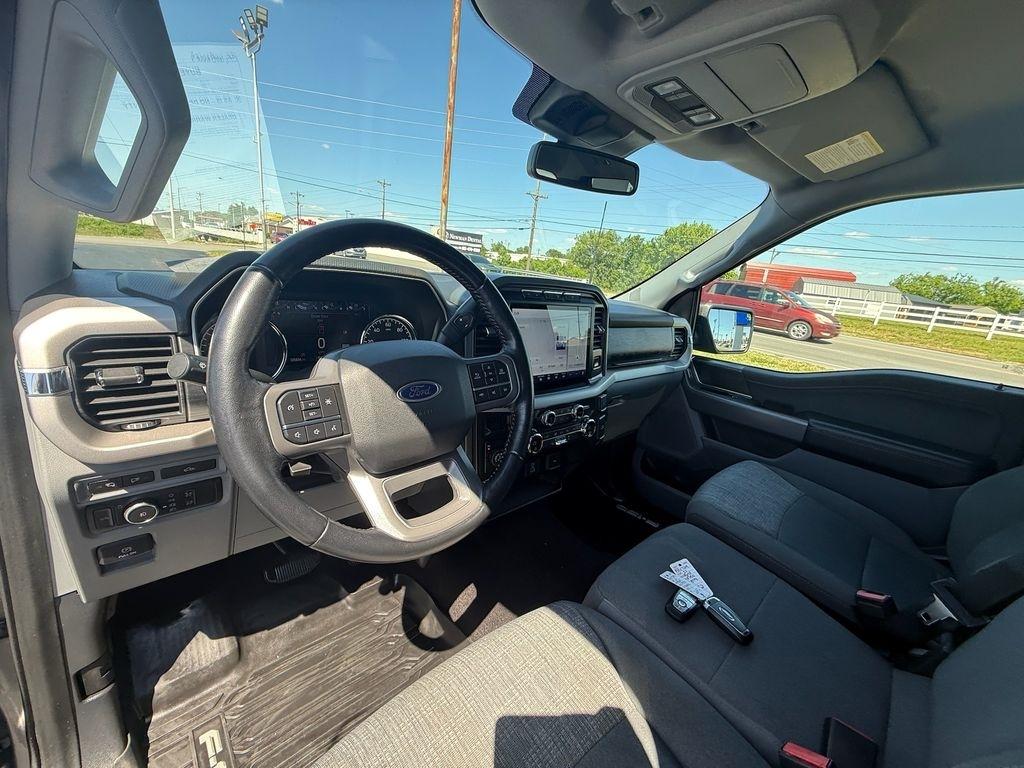 Ford F-150 XLT SuperCrew 4WD 2021