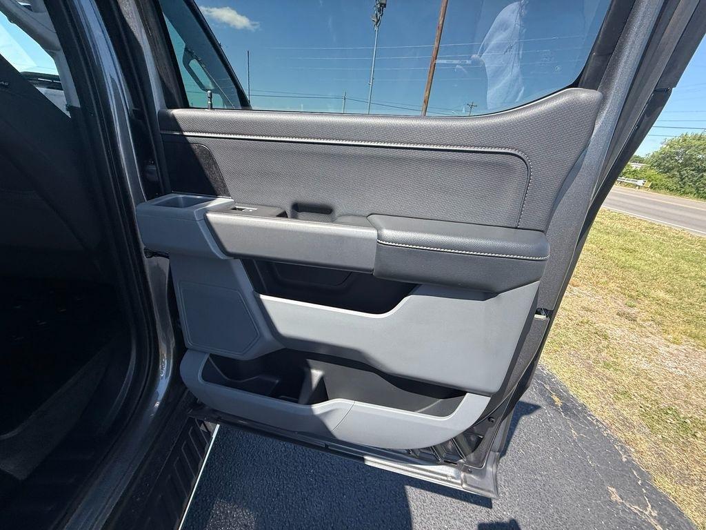 Ford F-150 XLT SuperCrew 4WD 2021
