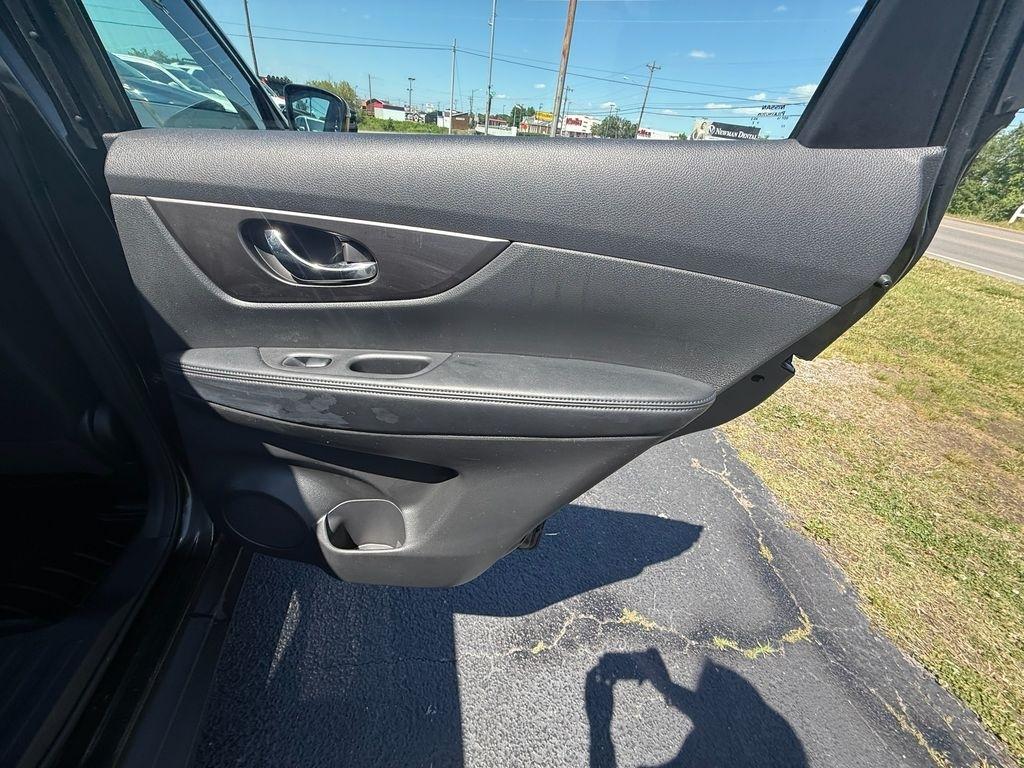 Nissan Rogue S 2WD 2014