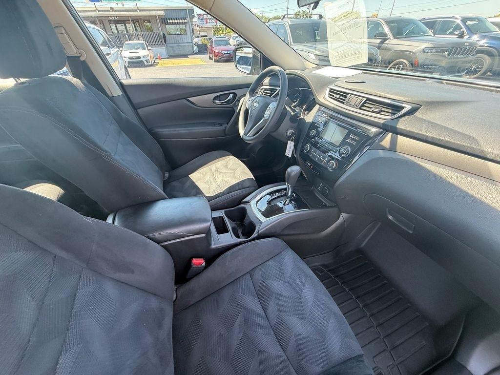 Nissan Rogue S 2WD 2014