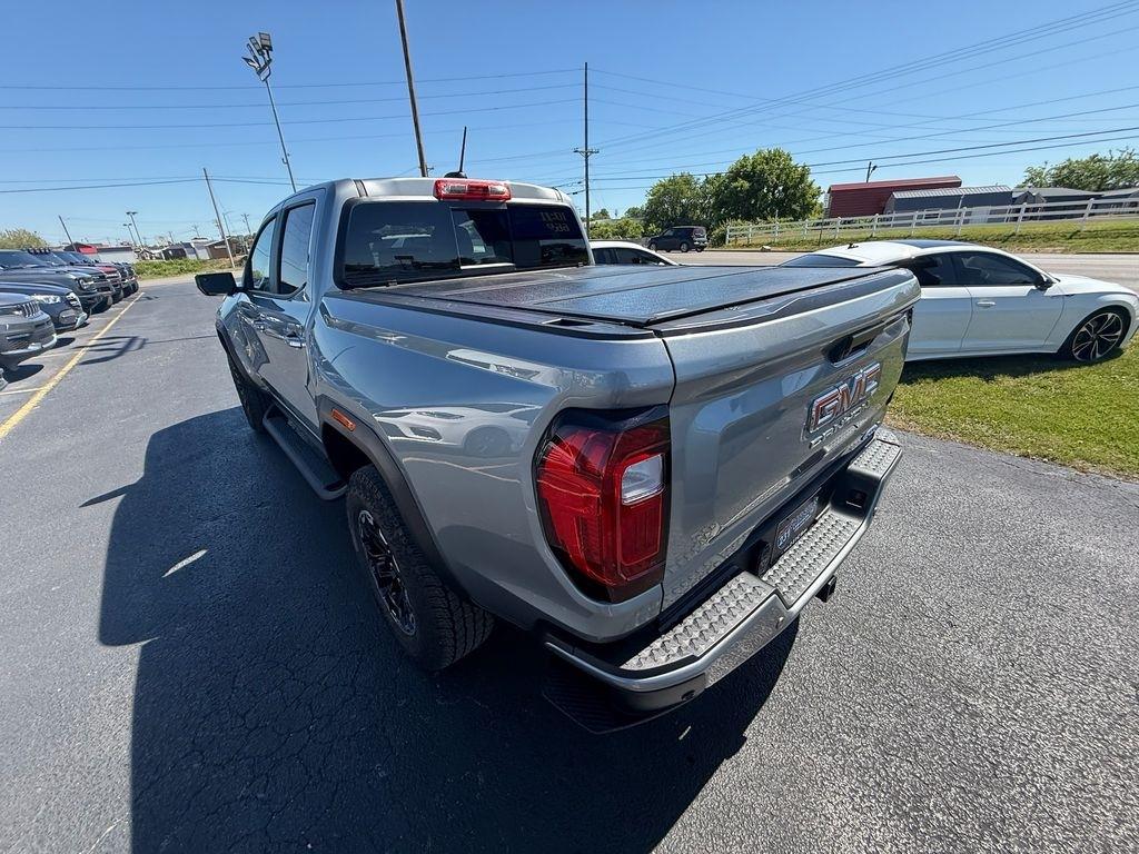 GMC Canyon AT4 Crew Cab 4WD 2026