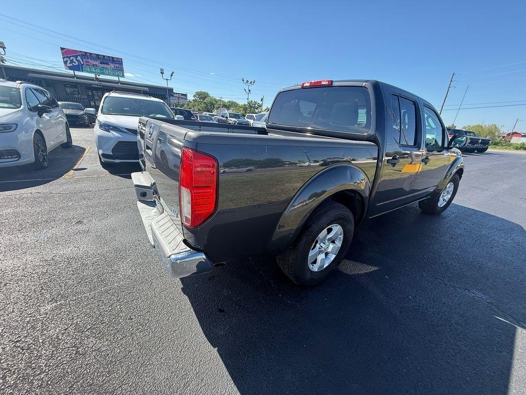 Nissan Frontier S Crew Cab 2WD 2011