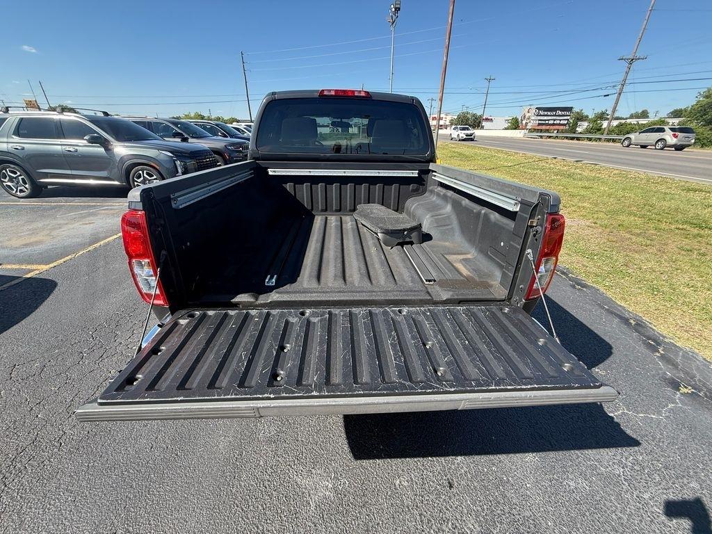 Nissan Frontier S Crew Cab 2WD 2011
