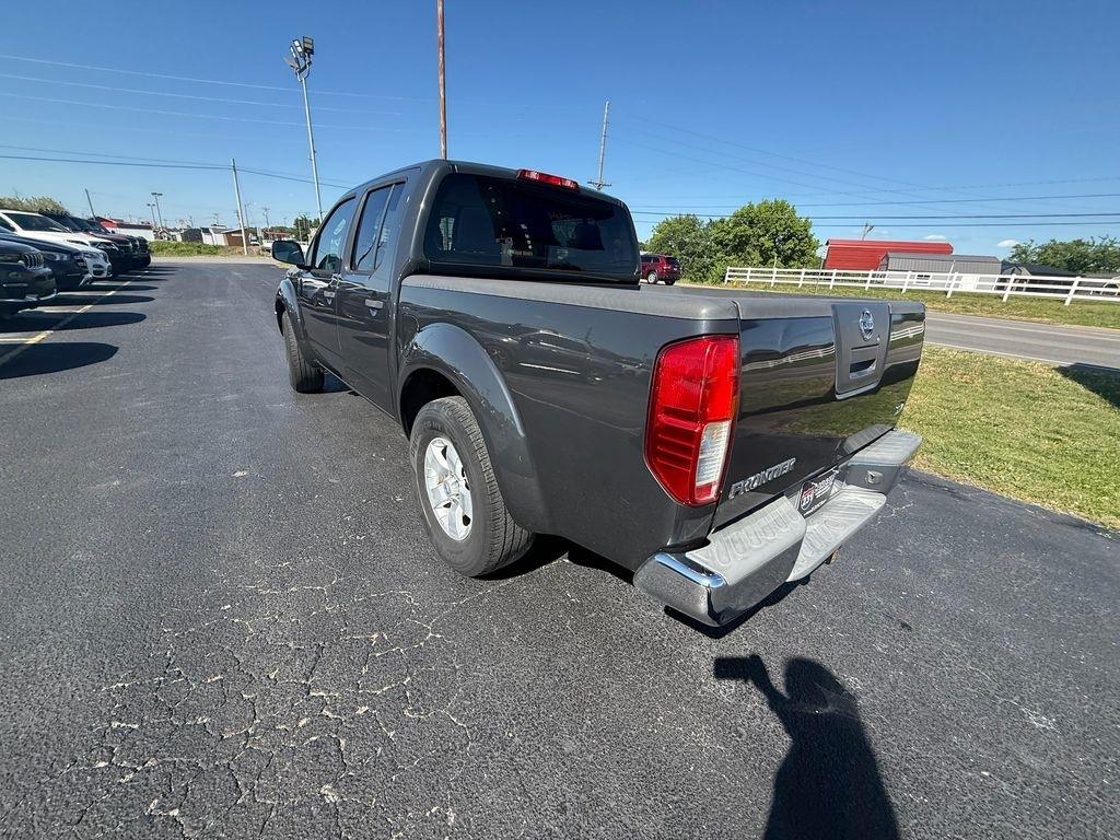 Nissan Frontier S Crew Cab 2WD 2011