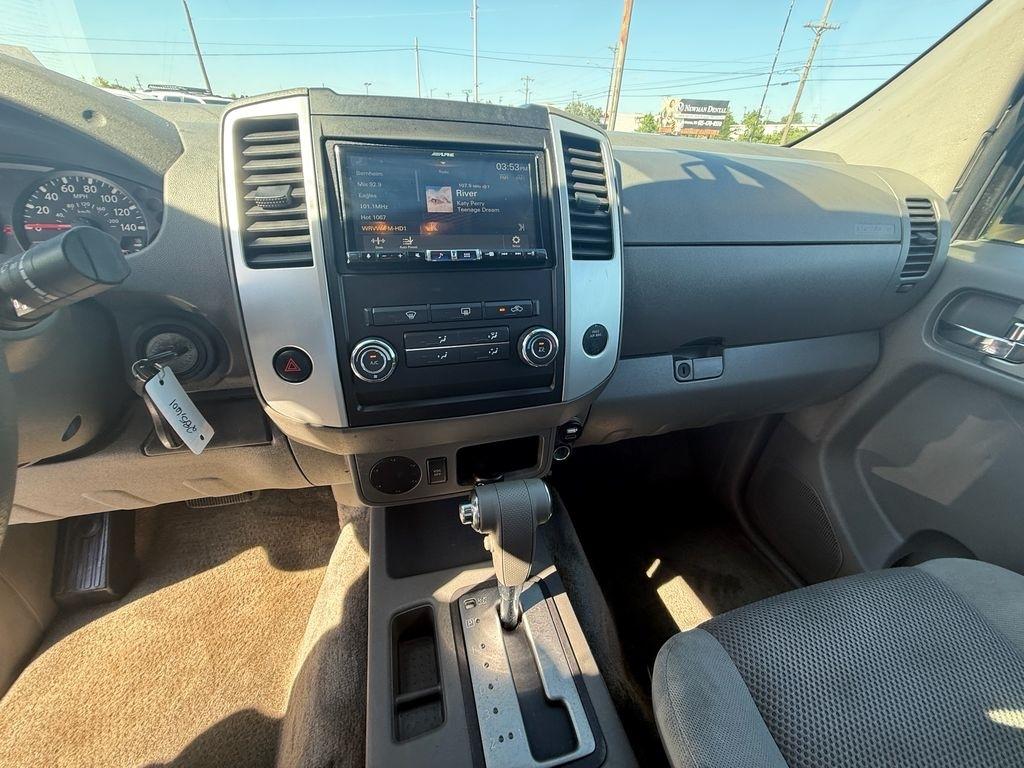 Nissan Frontier S Crew Cab 2WD 2011