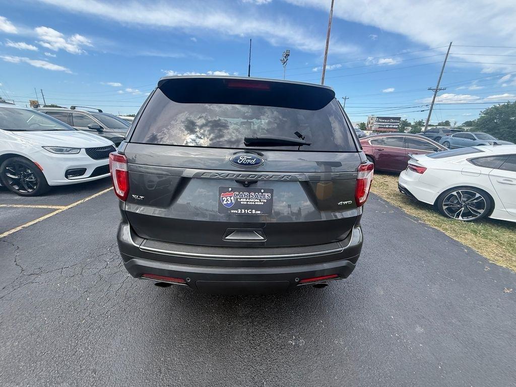 Ford Explorer XLT 4WD 2018