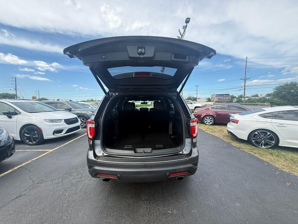 Ford Explorer XLT 4WD 2018