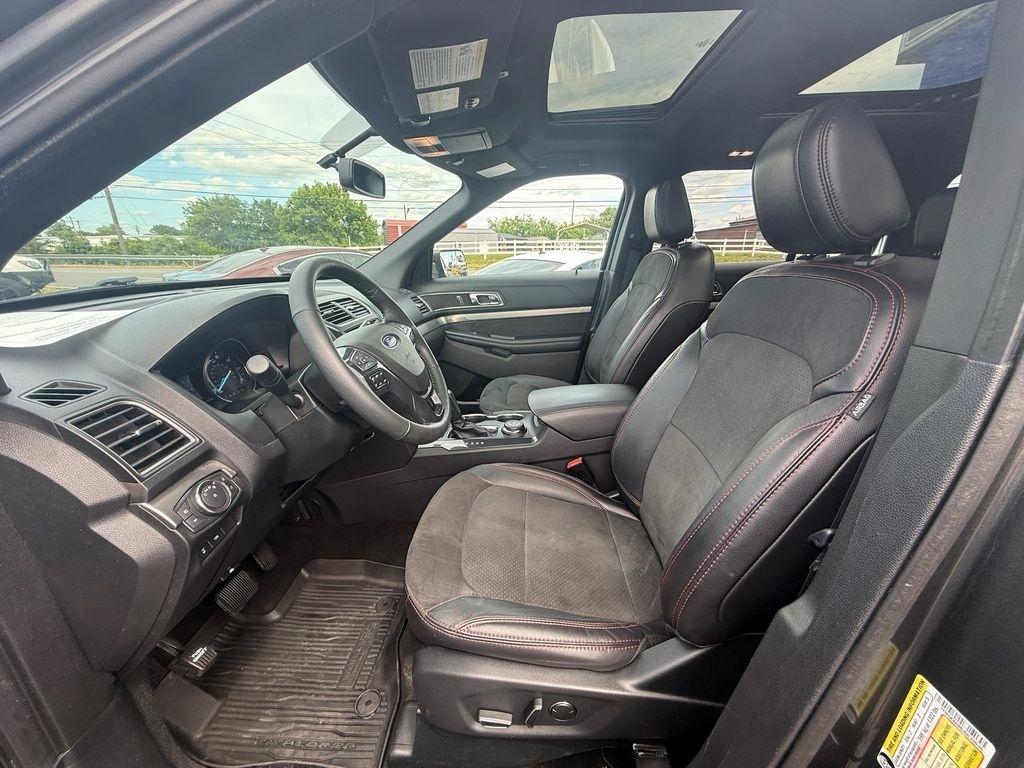 Ford Explorer XLT 4WD 2018