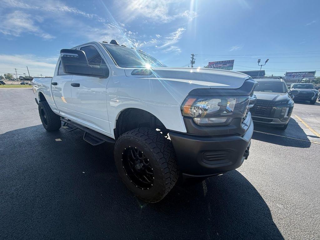 RAM 2500 Tradesman Crew Cab SWB 4WD 2024