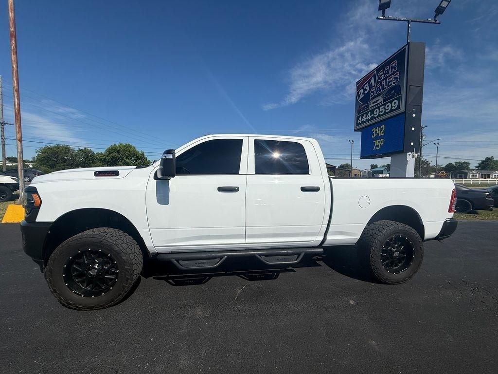 RAM 2500 Tradesman Crew Cab SWB 4WD 2024