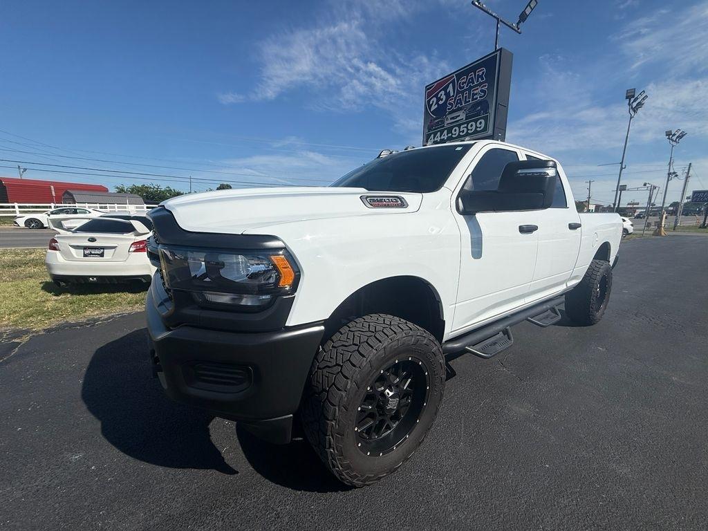 RAM 2500 Tradesman Crew Cab SWB 4WD 2024