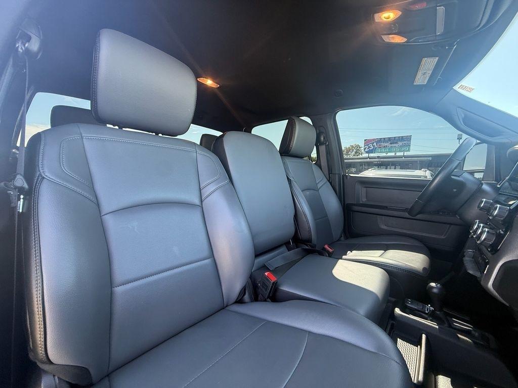 RAM 2500 Tradesman Crew Cab SWB 4WD 2024