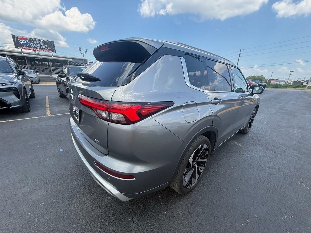 Mitsubishi Outlander  2022