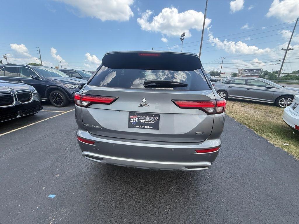 Mitsubishi Outlander  2022