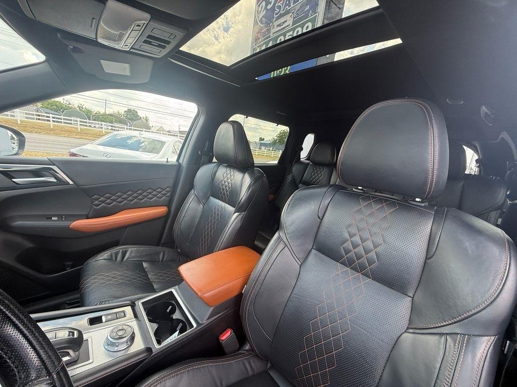 Mitsubishi Outlander  2022