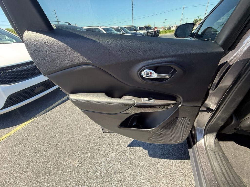 Jeep Cherokee Altitude FWD 2019