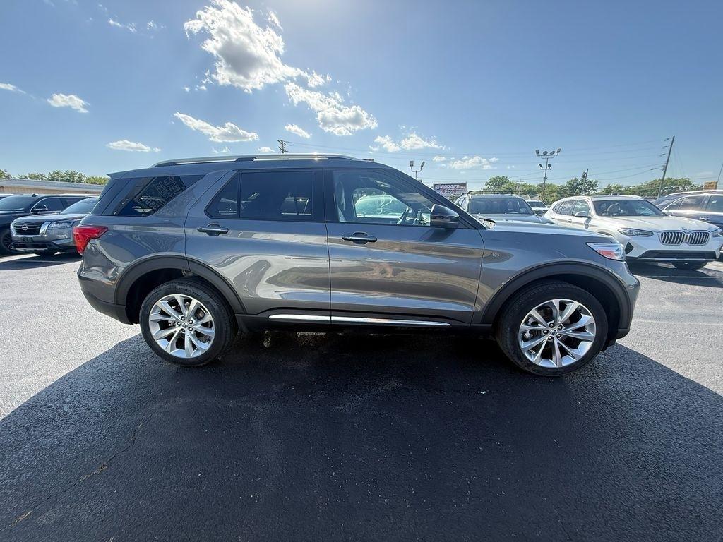 Ford Explorer Platinum AWD 2023