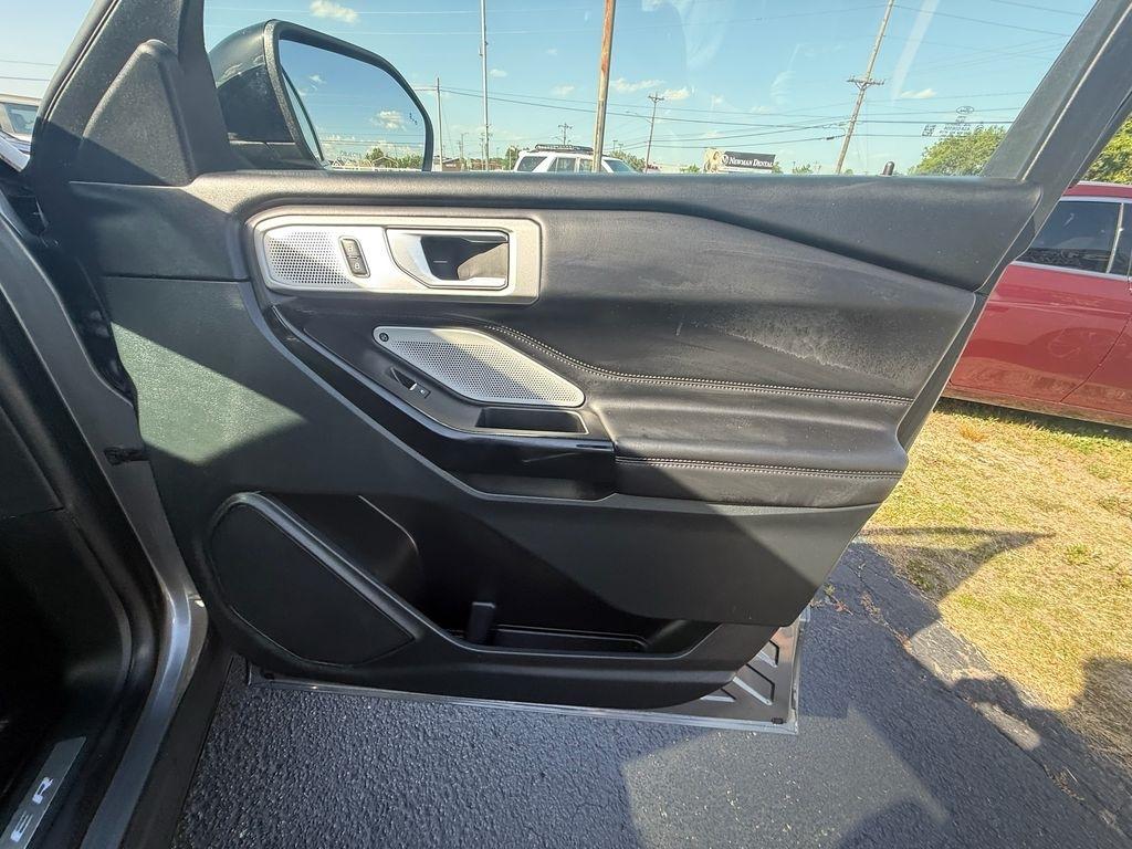 Ford Explorer Platinum AWD 2023