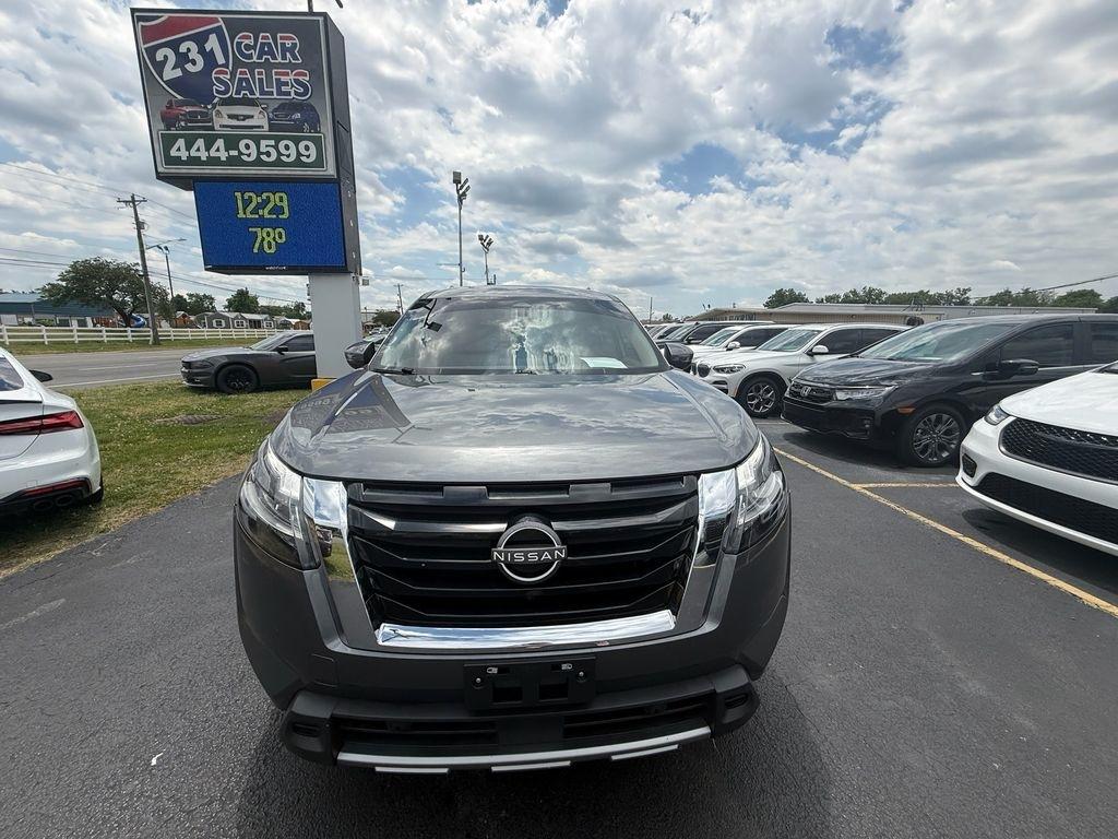 Nissan Pathfinder SL 2023