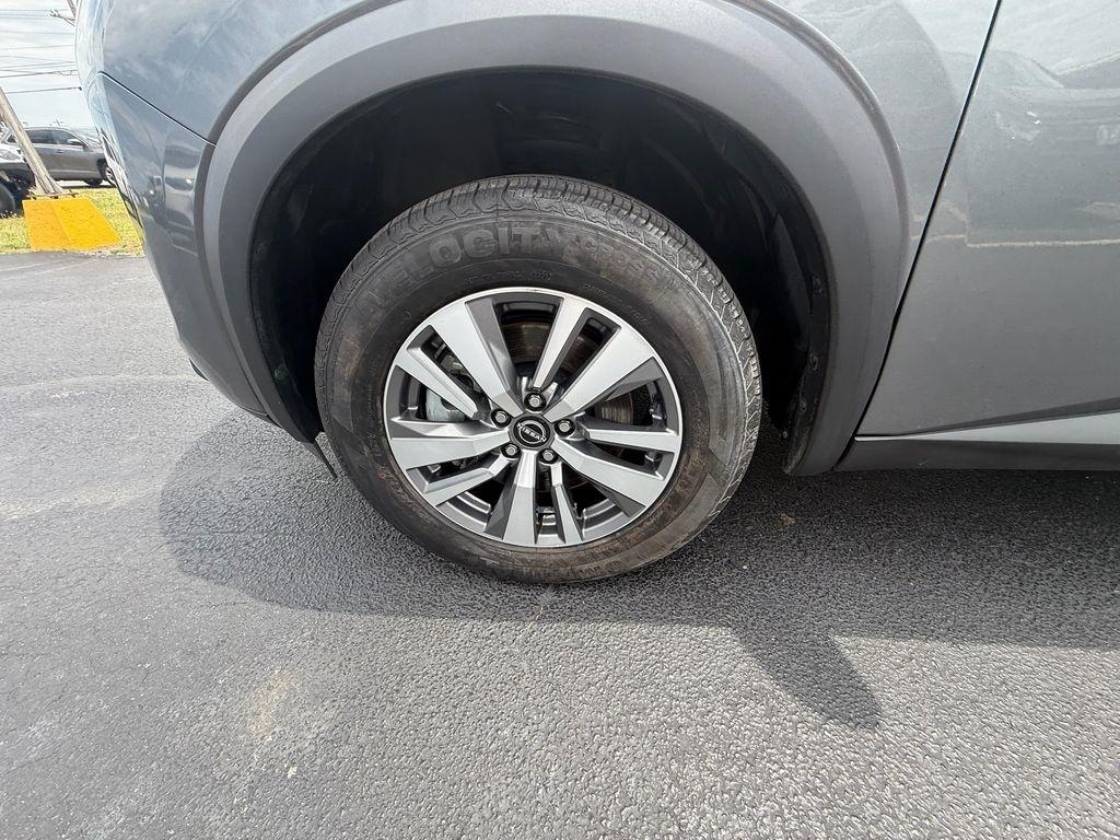 Nissan Pathfinder SL 2023