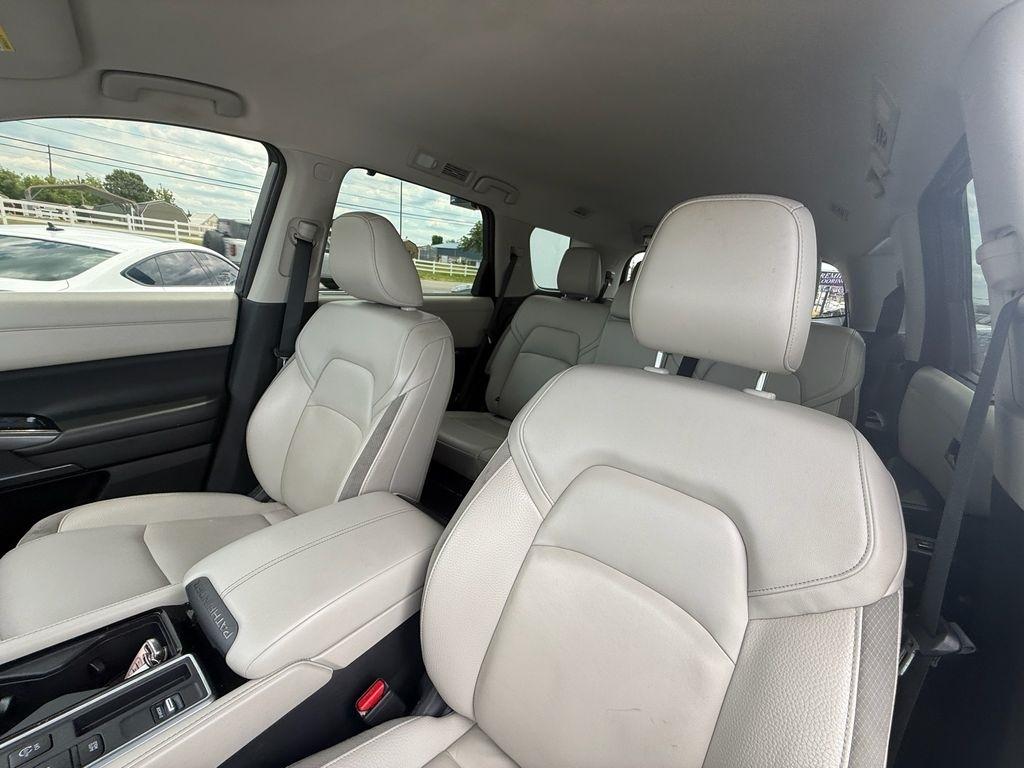 Nissan Pathfinder SL 2023