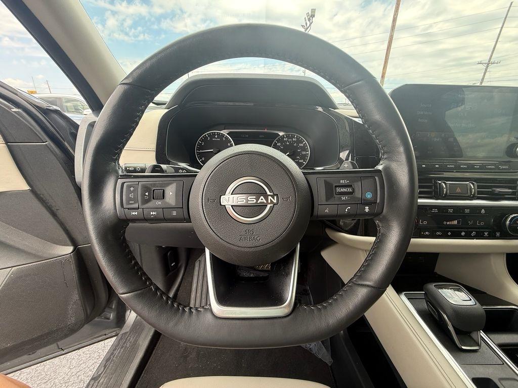 Nissan Pathfinder SL 2023