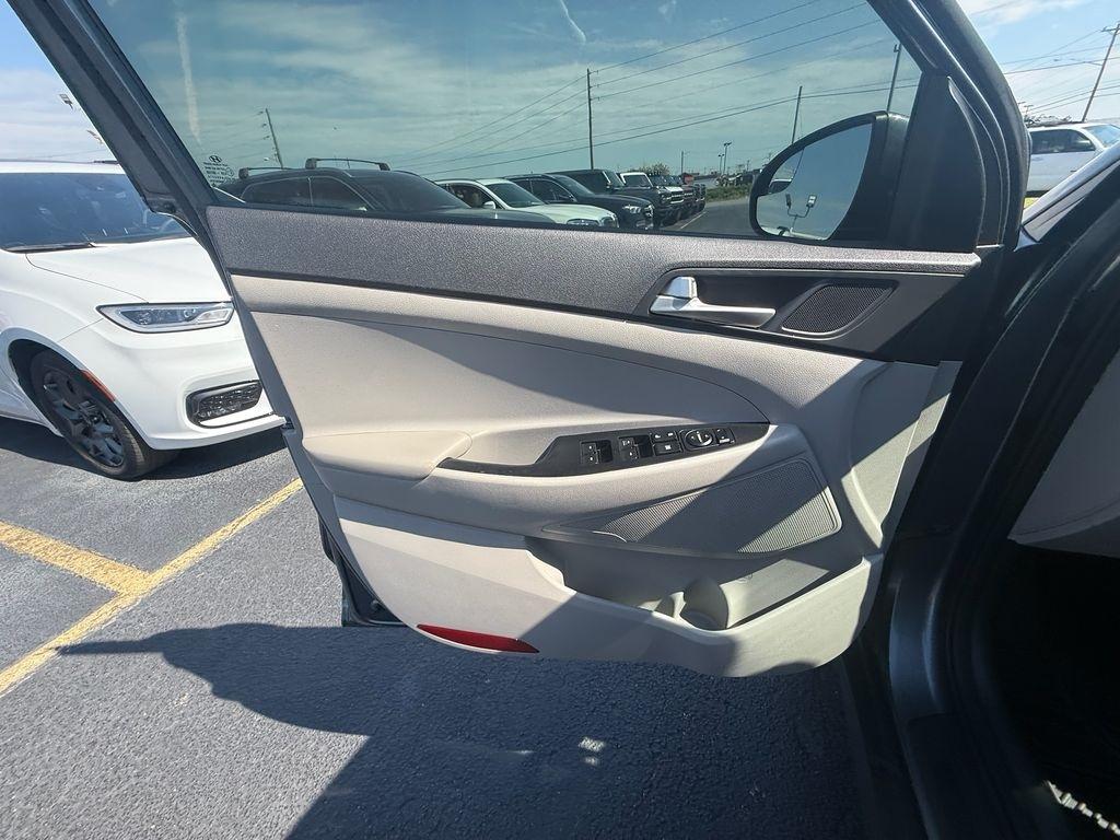 Hyundai Tucson SE 2019