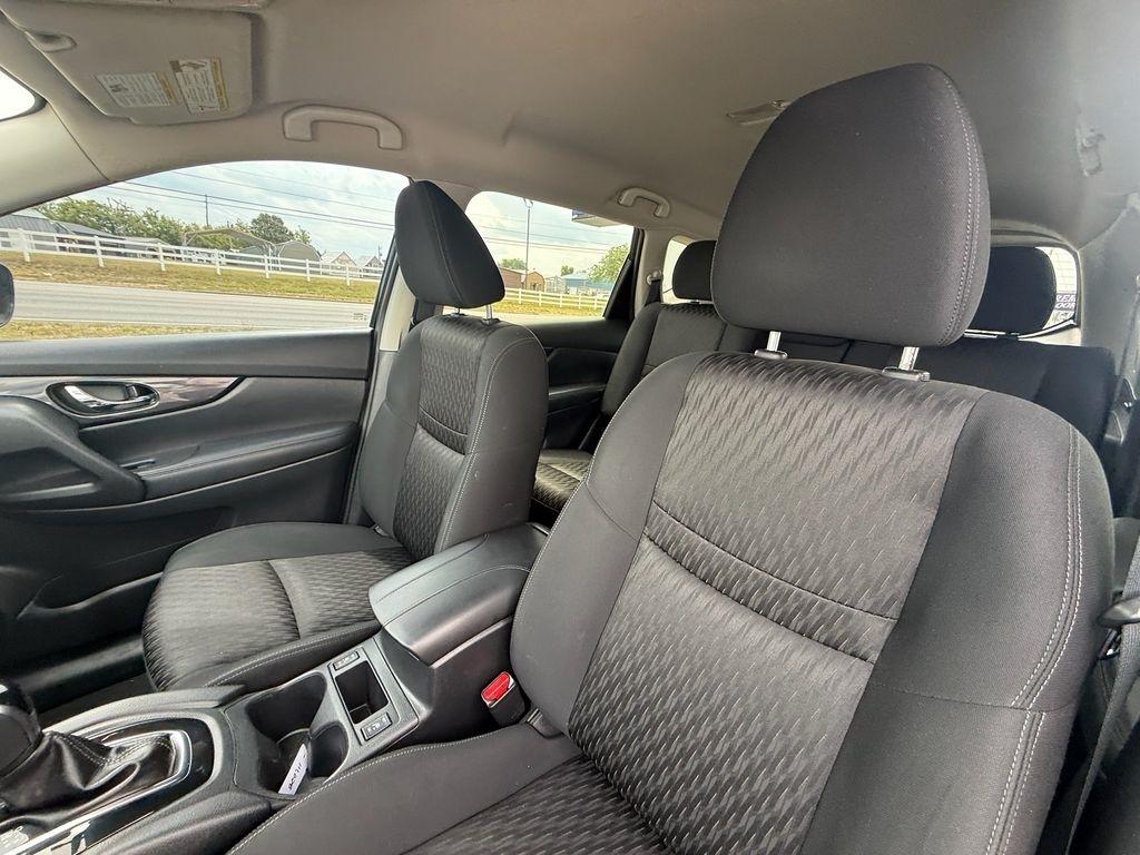 Nissan Rogue SV 2WD 2017