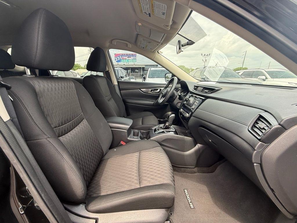 Nissan Rogue SV 2WD 2017
