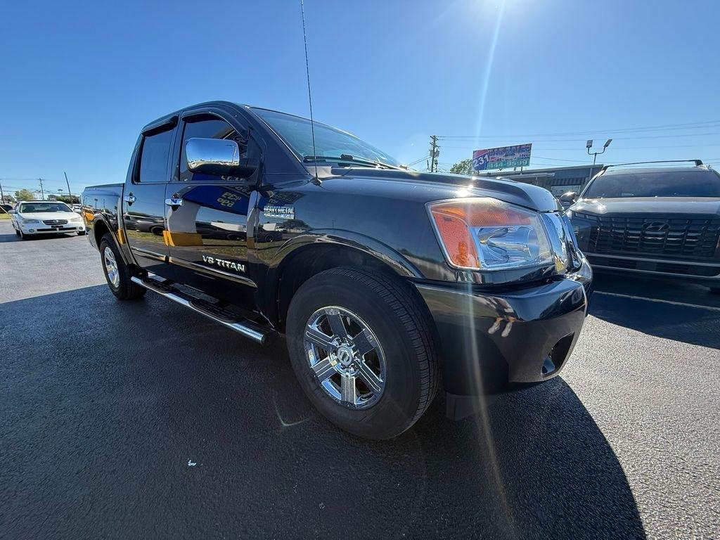 Nissan Titan SV Crew Cab 2WD 2015